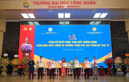 Chứng nhận kiểm định chất lượng 05 chương trình đào tạo trình độ Thạc sĩ